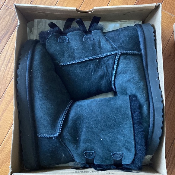 Pre-💖 UGG W BAILEY BOW II BLACK BOOTIE - Picture 4 of 7